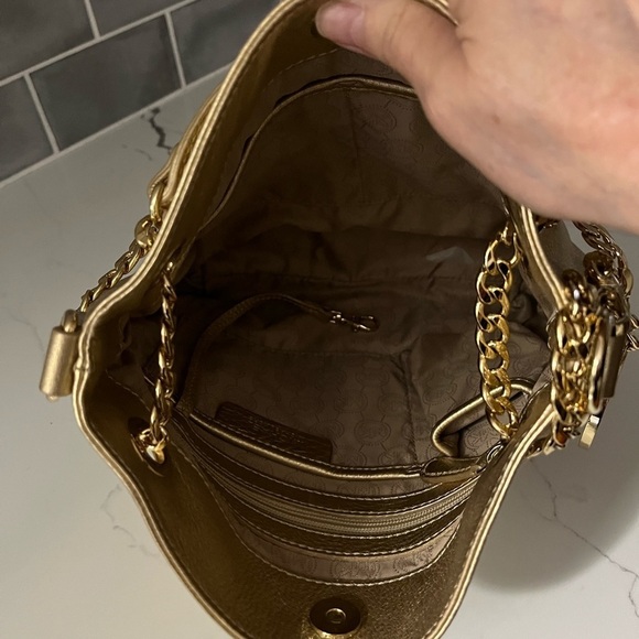 Michael Kors Gold Metallic Leather Shoulder Crossbody Bag Gold Chainlink Straps - Picture 6 of 14